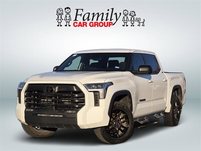2025 Toyota Tundra SR5 CrewMax Cab 4WD
