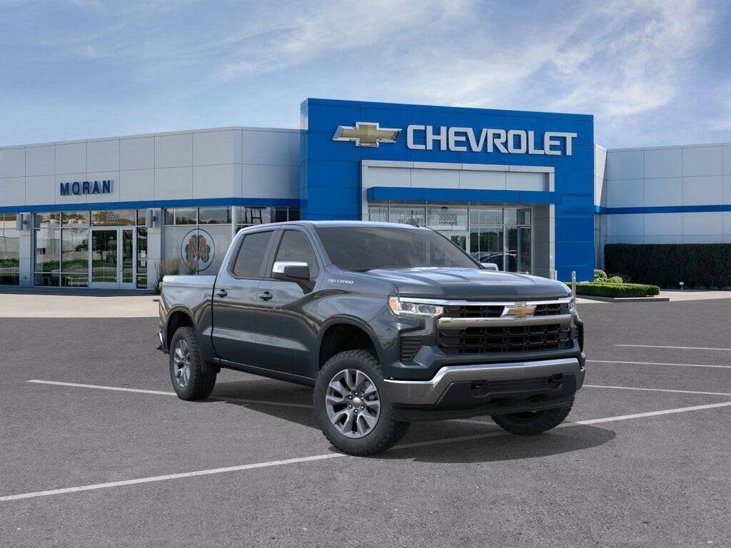 2026 Chevrolet Silverado 1500 LT Crew Cab 4WD