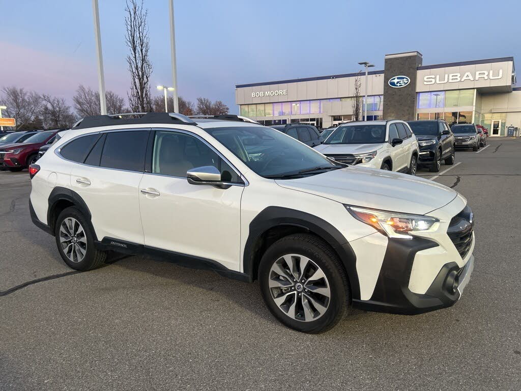 2025 Subaru Outback Touring AWD