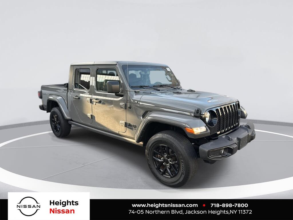 2022 Jeep Gladiator Altitude Crew Cab 4WD