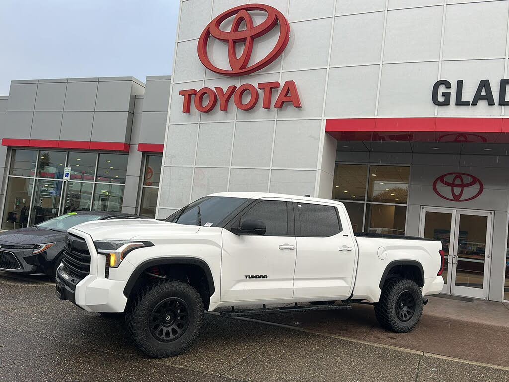 2022 Toyota Tundra SR5 CrewMax Cab LB 4WD