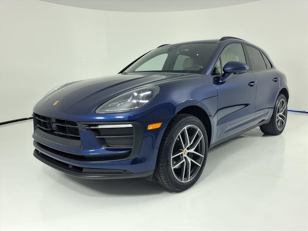 2023 Porsche Macan AWD