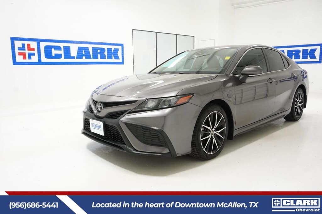 2023 Toyota Camry SE FWD