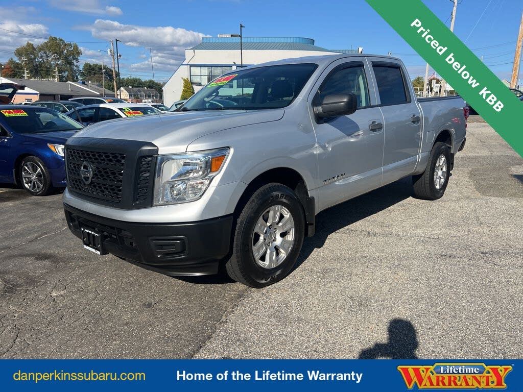 2018 Nissan Titan S Crew Cab 4WD