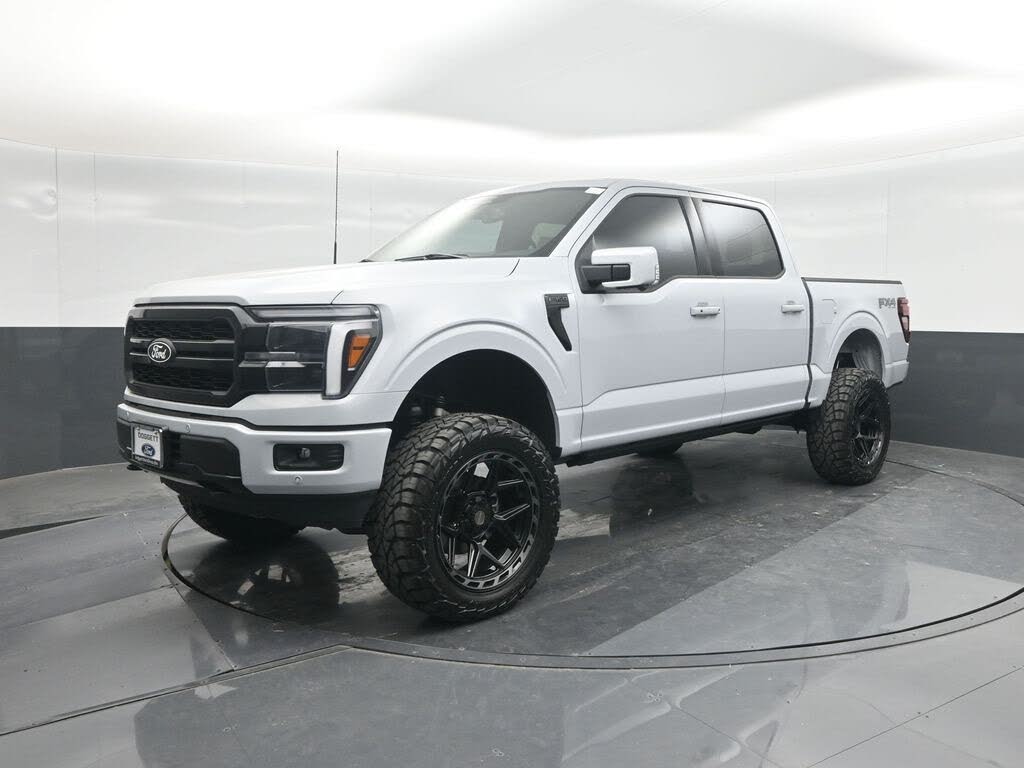 2025 Ford F-150 Lariat SuperCrew 4WD