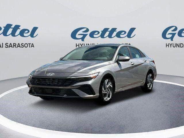 2025 Hyundai Elantra SEL Convenience FWD
