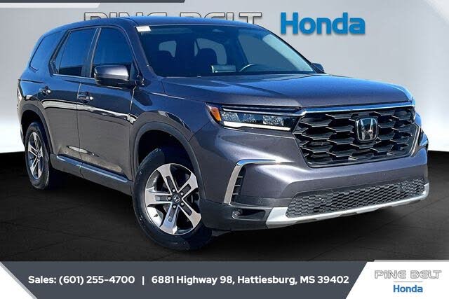 2023 Honda Pilot EX-L FWD with Captains Chairs