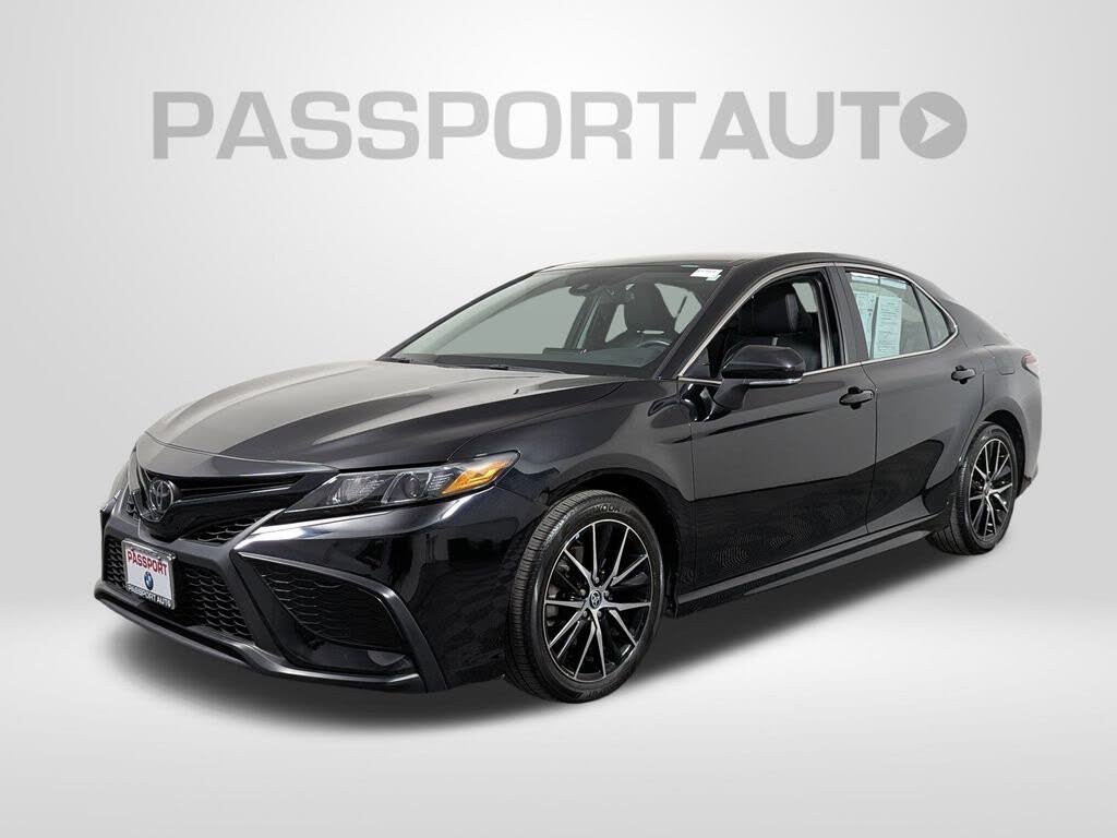 2023 Toyota Camry SE FWD
