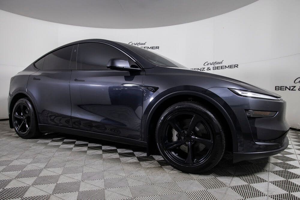 2026 Tesla Model Y Long Range AWD