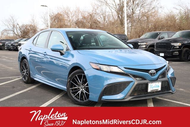 2024 Toyota Camry SE FWD