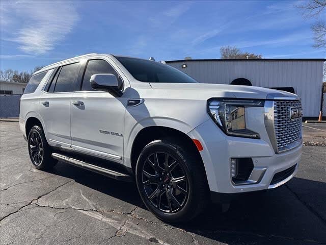 2023 GMC Yukon Denali 4WD