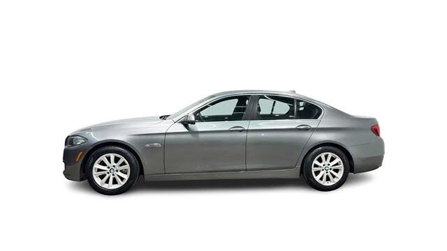 2015 BMW 5 Series 528i Sedan RWD
