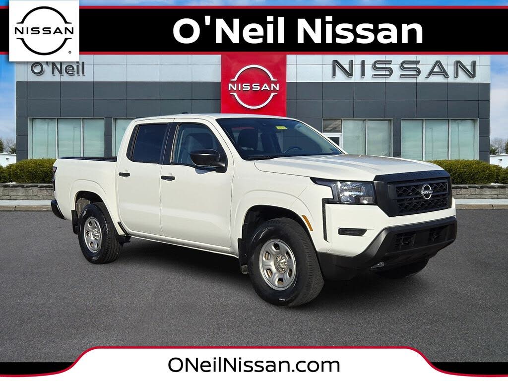 2024 Nissan Frontier S Crew Cab 4WD