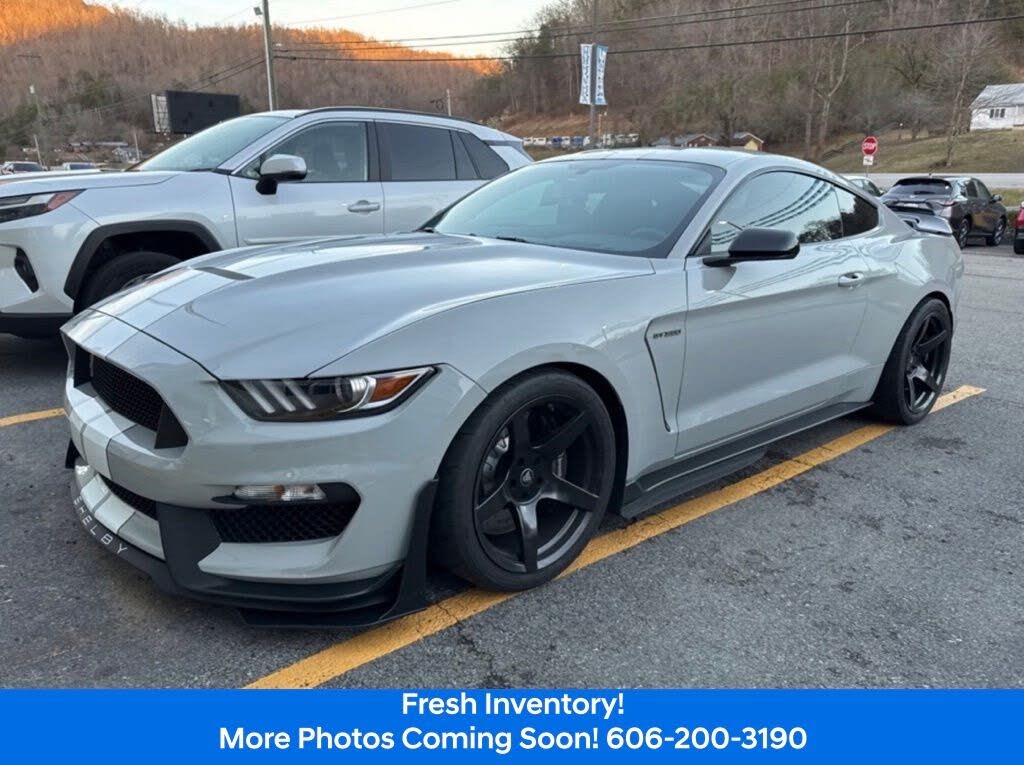2017 Ford Mustang Shelby GT350 Fastback RWD