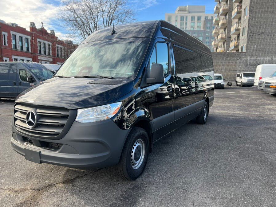 2025 Mercedes-Benz Sprinter 2500 170 High Roof Passenger Van RWD