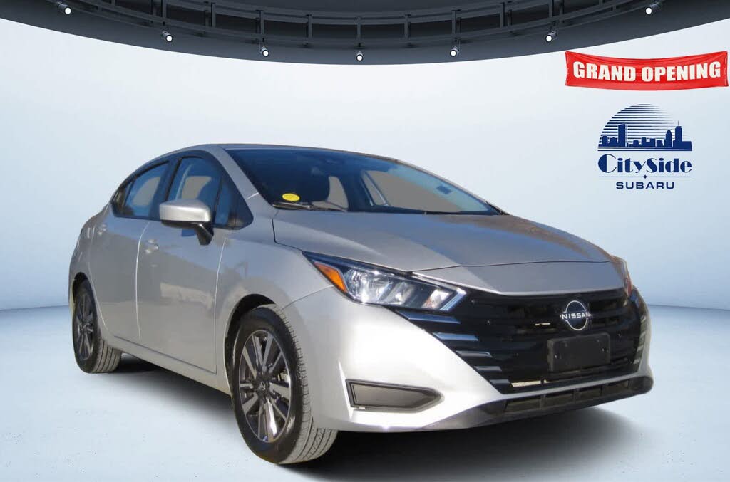 2023 Nissan Versa SV FWD