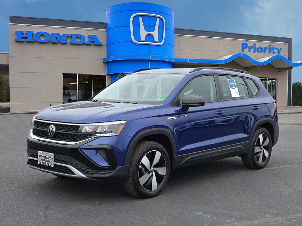 2024 Volkswagen Taos S 4Motion