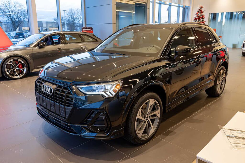 2025 Audi Q3 quattro Premium S Line 45 TFSI