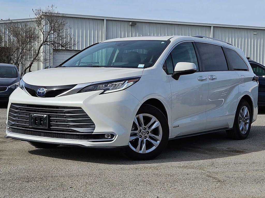 2021 Toyota Sienna Limited 7-Passenger FWD