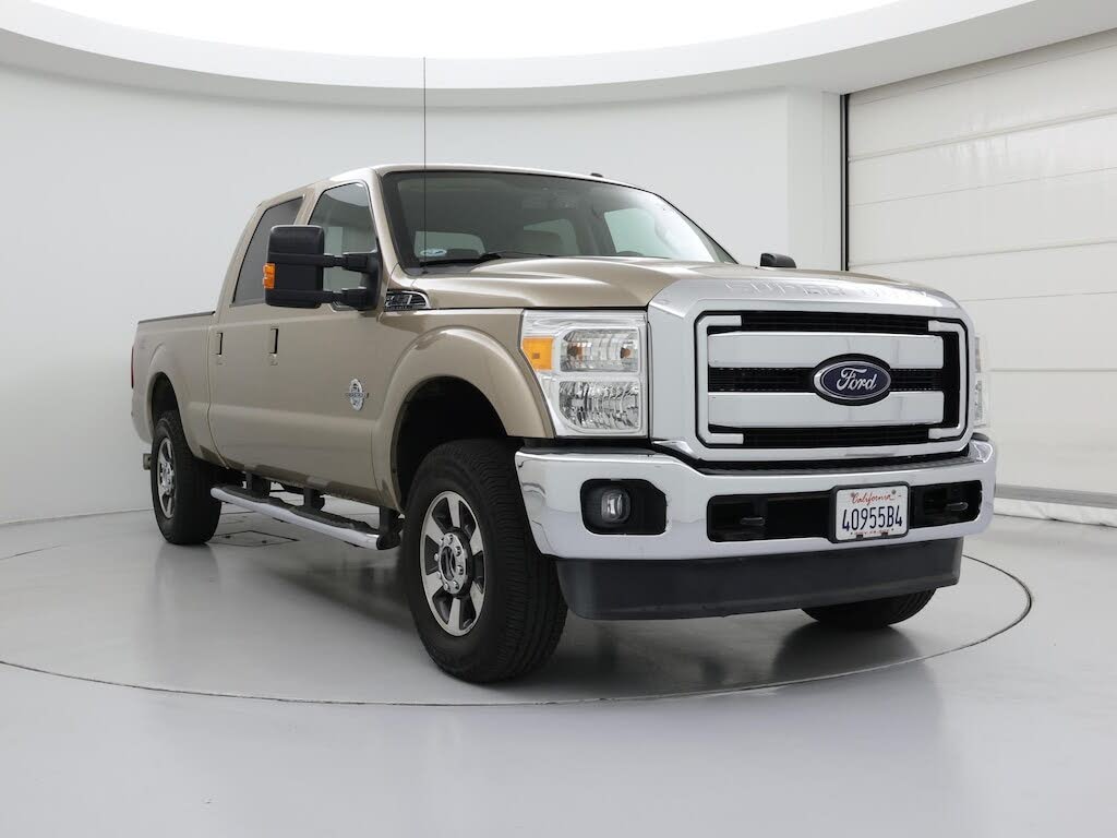 2014 Ford F-250 Super Duty Lariat Crew Cab 4WD