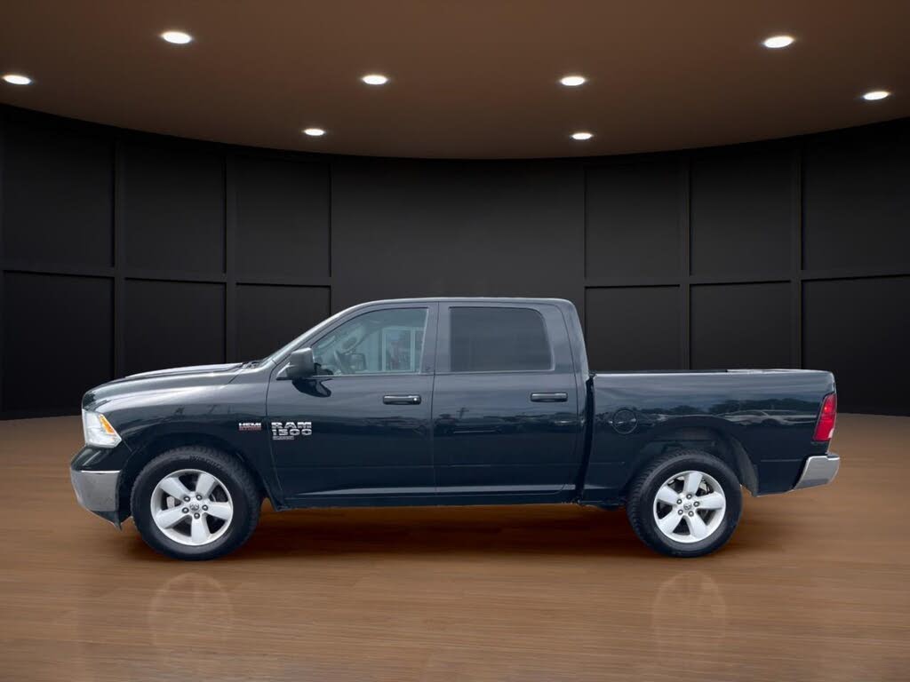 2023 RAM 1500 Classic SLT Crew Cab 4WD