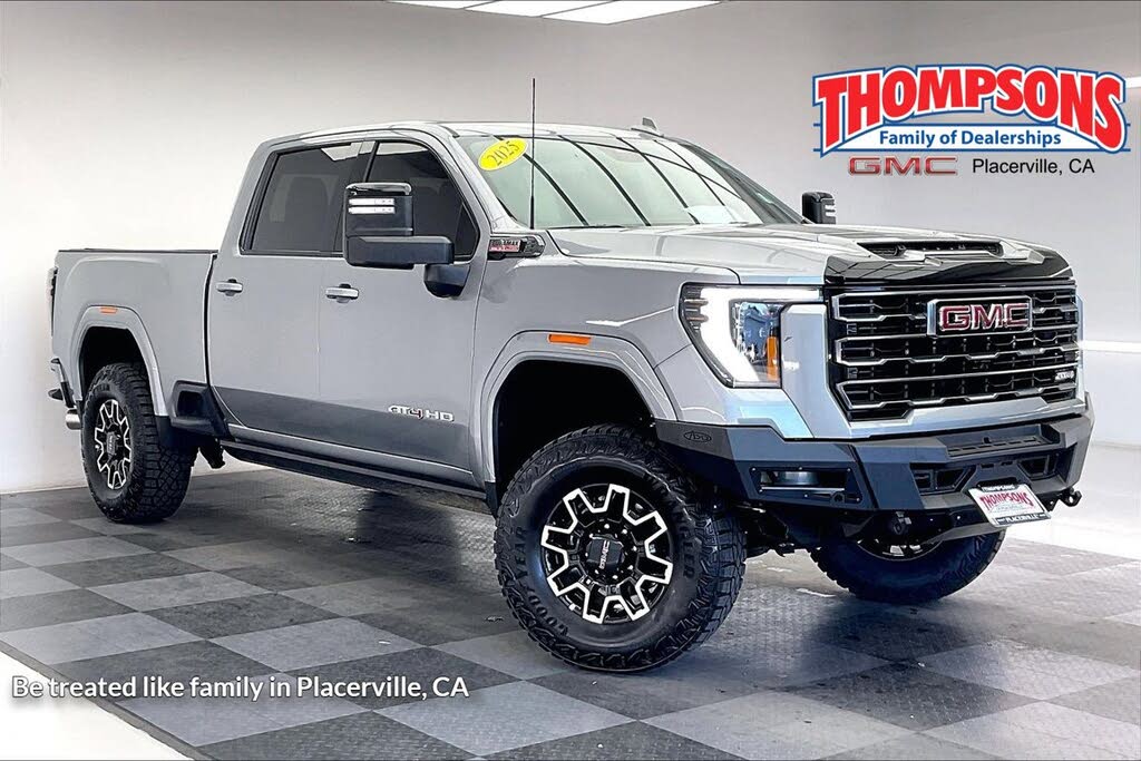 2025 GMC Sierra 3500HD AT4 Crew Cab 4WD
