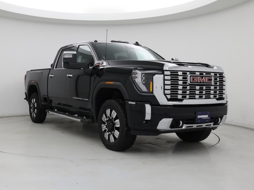 2025 GMC Sierra 3500HD Denali Crew Cab 4WD
