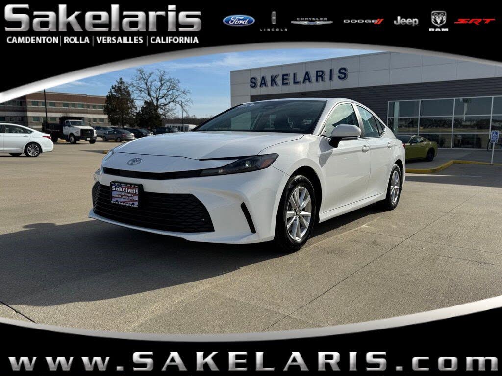 2025 Toyota Camry LE FWD