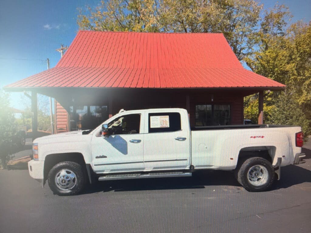 2016 Chevrolet Silverado 3500HD High Country Crew Cab 4WD