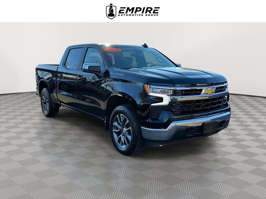 2025 Chevrolet Silverado 1500 LT Crew Cab 4WD