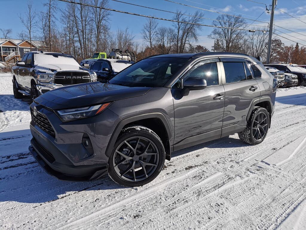 2022 Toyota RAV4 XLE AWD
