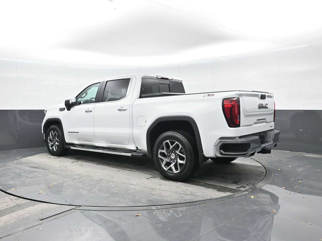 2023 GMC Sierra 1500 SLT Crew Cab 4WD