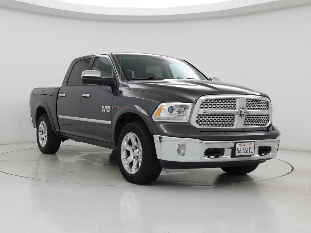2016 RAM 1500 Laramie Crew Cab 4WD