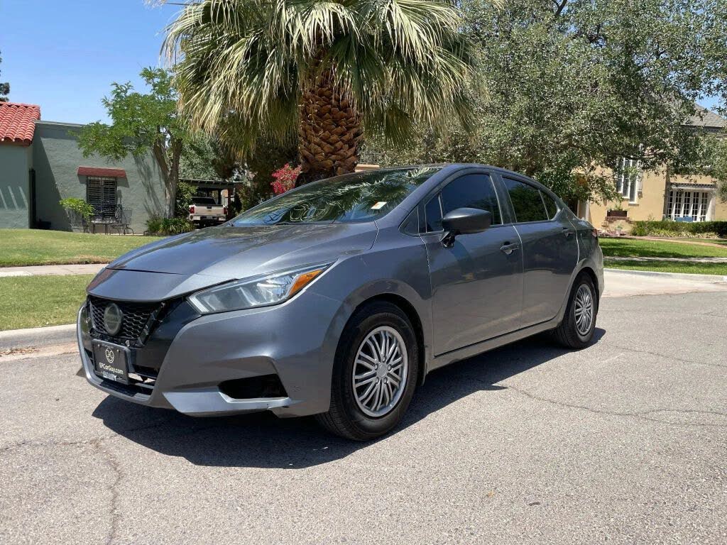 2020 Nissan Versa S FWD