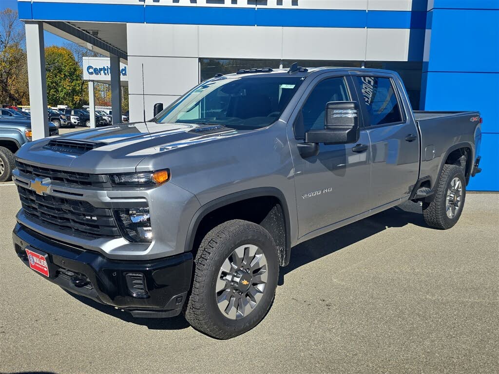 2025 Chevrolet Silverado 2500HD Custom Crew Cab 4WD