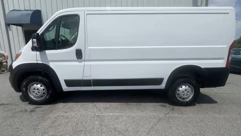 2023 RAM ProMaster 2500 136 Low Roof Cargo Van FWD