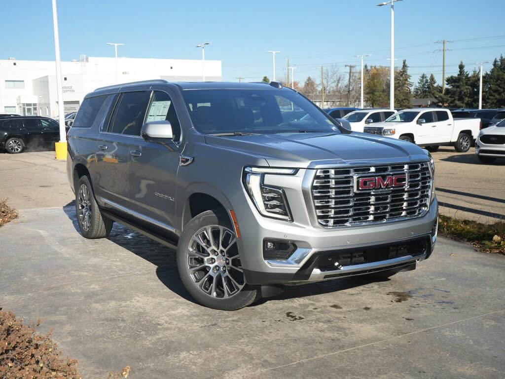 2025 GMC Yukon XL Denali 4WD