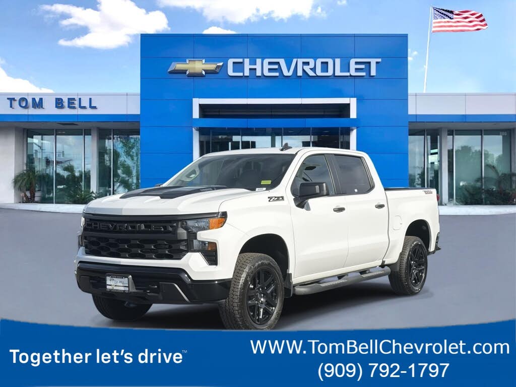 2024 Chevrolet Silverado 1500 Custom Trail Boss Crew Cab 4WD