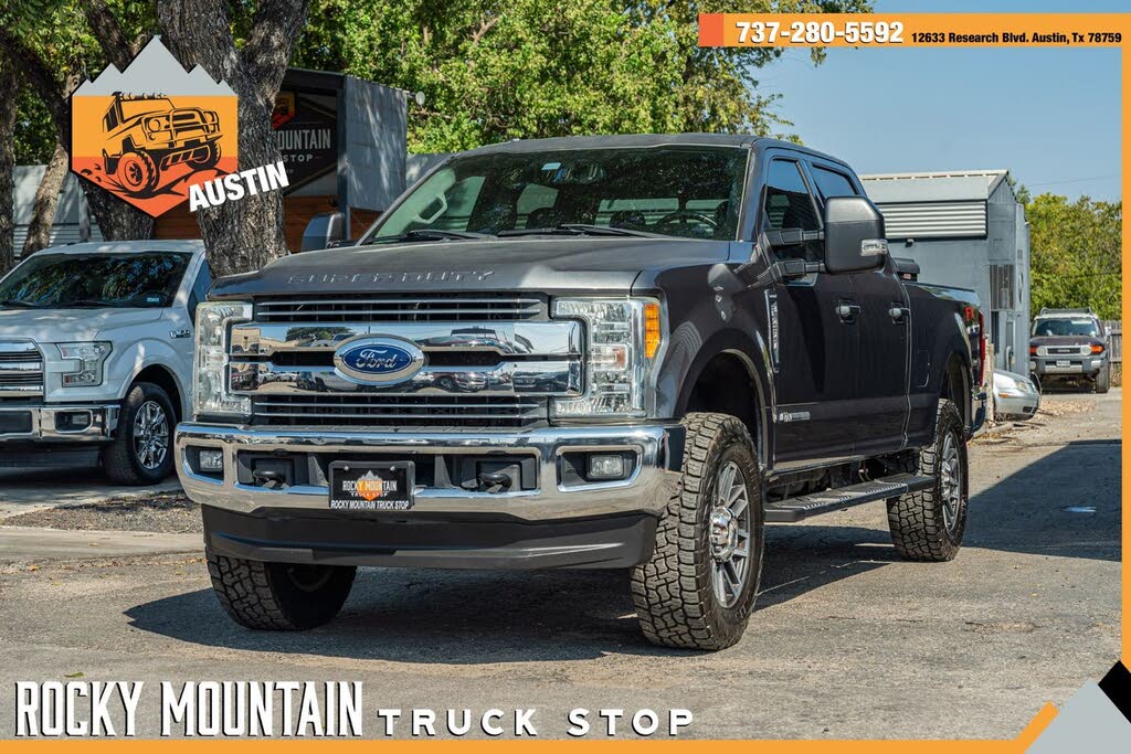2017 Ford F-250 Super Duty Lariat Crew Cab 4WD