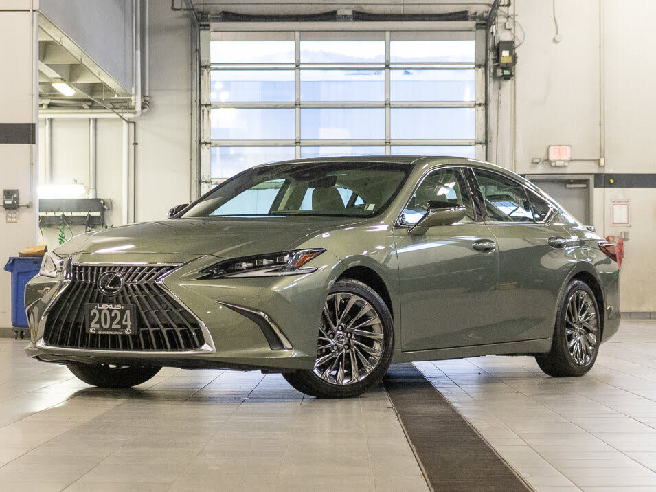 Lexus ES Hybrid 300h Luxury FWD 2024