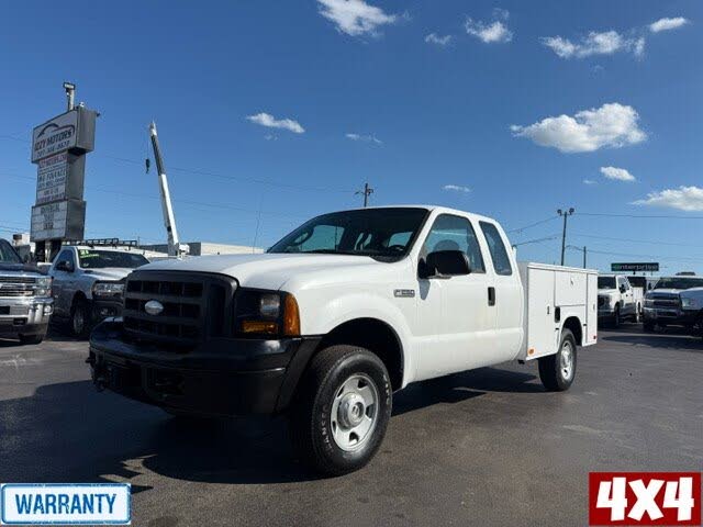 2005 Ford F-250 Super Duty XL Extended Cab 4WD