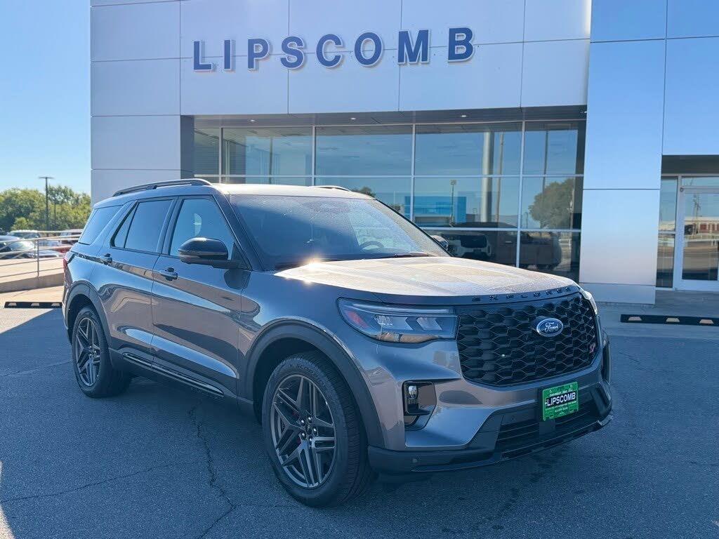 2025 Ford Explorer ST RWD