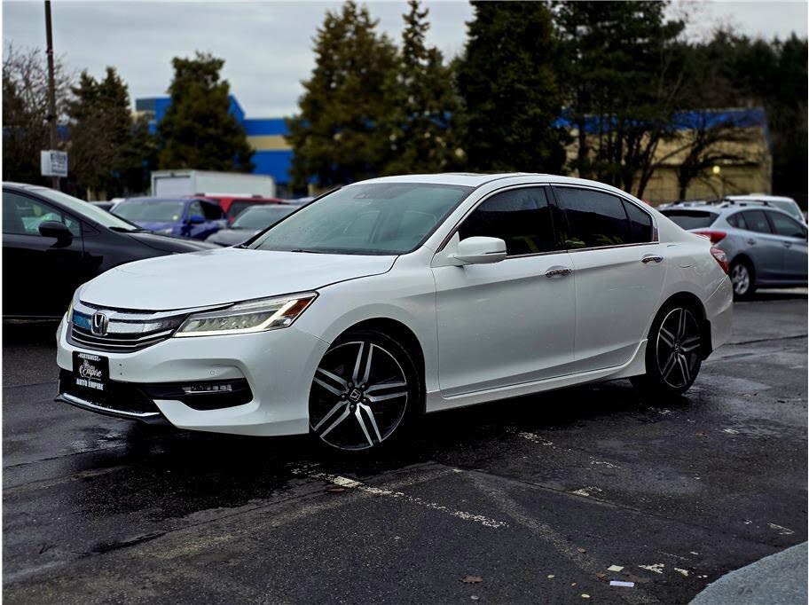2017 Honda Accord Touring FWD