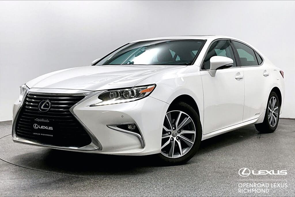 Lexus ES Hybrid 300h FWD 2016
