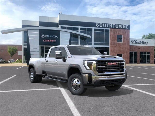 2026 GMC Sierra 3500HD SLT Crew Cab 4WD