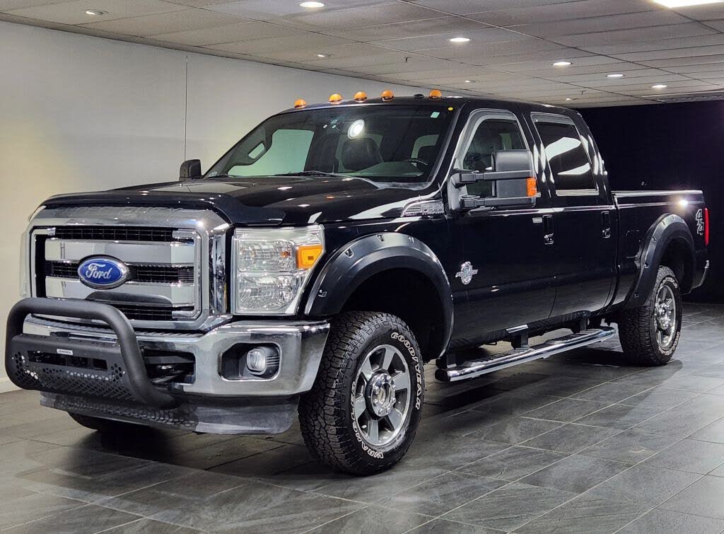 2011 Ford F-250 Super Duty Lariat Crew Cab 4WD