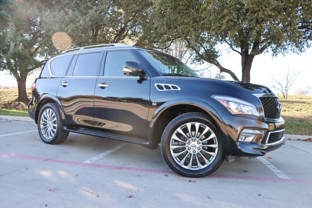2017 INFINITI QX80 RWD