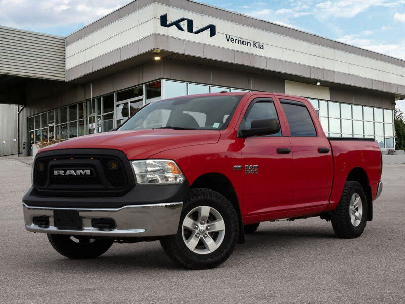 2017 RAM 1500 ST Crew Cab 4WD