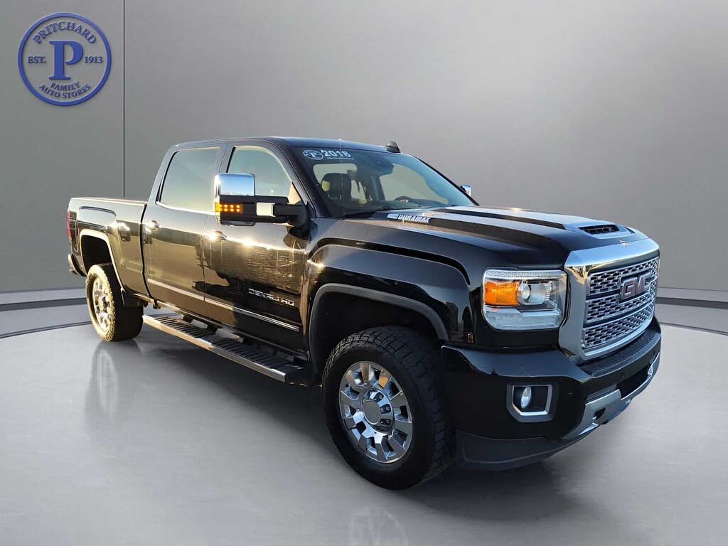 2018 GMC Sierra 2500HD Denali Crew Cab SB 4WD