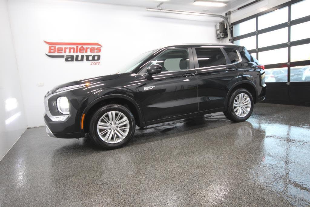 Mitsubishi Outlander Hybrid Plug-in LE S-AWC 2024